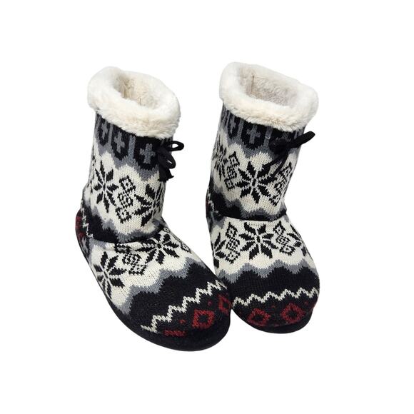 Airwalk Snow Flake Print Comfy Hard Soled Slipper Ankle Boots Faux Fur Size 9-10 - Picture 2 of 8